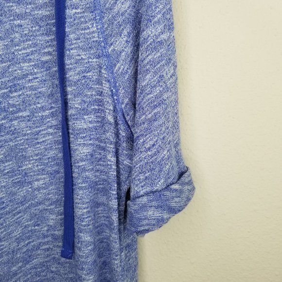 LIVI Active PLUS Asymmetrical Hem Active Hoodie - Picture 7 of 10